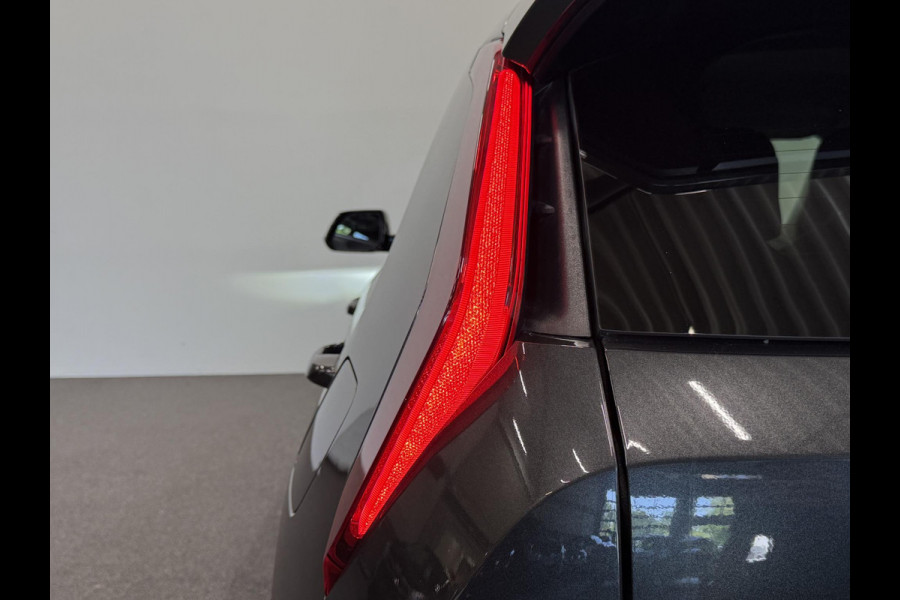 Kia Niro 1.6 GDi Hybrid Evolution Navigatie Apple Carplay Android Auto Camera Parkeersensoren achter Adaptive Cruise Control Full LED Stoelverwarming Elektr. stoelen en achterklep Climate Control Lichtmetalen velgen