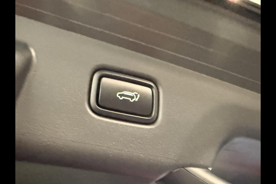 Kia Niro 1.6 GDi Hybrid Evolution Navigatie Apple Carplay Android Auto Camera Parkeersensoren achter Adaptive Cruise Control Full LED Stoelverwarming Elektr. stoelen en achterklep Climate Control Lichtmetalen velgen