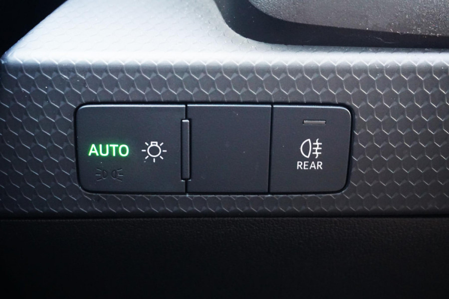 Audi A1 Sportback 25 TFSI Pro Line/Carplay/Virtual/Climate control/ Cruise control.