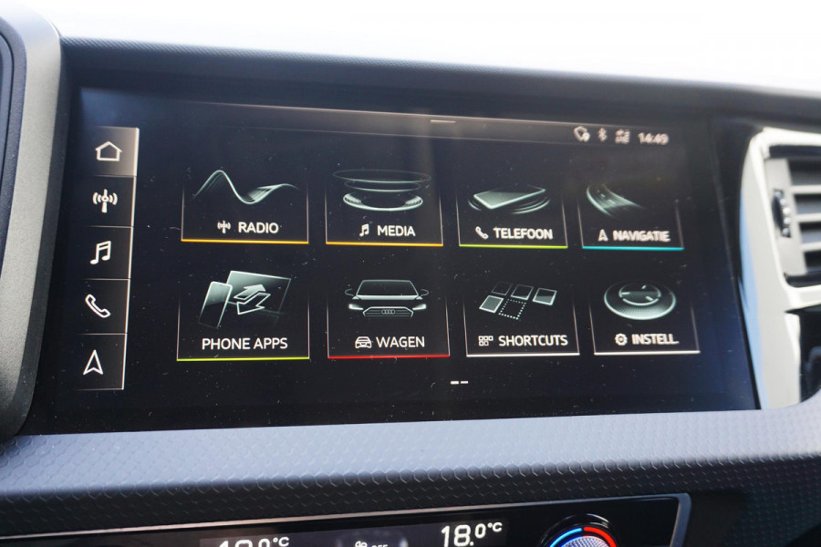Audi A1 Sportback 25 TFSI Pro Line/Carplay/Virtual/Climate control/ Cruise control.