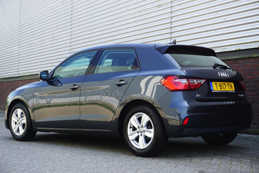 Audi A1 Sportback 25 TFSI Pro Line/Carplay/Virtual/Climate control/ Cruise control.