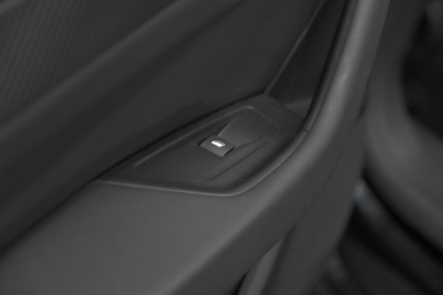 Peugeot 508 SW 1.6 HYbrid 225 Allure | Drive Assist Plus | Elektronische Kofferklep | Camera | Apple Carplay