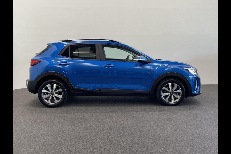 Kia Stonic 1.0 T-GDi MHEV DynamicPlusLine Navigatie Apple Carplay Android Auto Lichtmetalen Velgen Climate Control Cruise control Parkeer sensoren