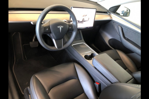 Tesla Model Y RWD 58 kWh - Navi - Leder - Panoramadak - Org.NL