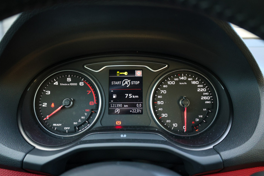 Audi Q2 30 TFSI S Edition | BTW | S-LINE | STOELVERWARMING | ACC | PDC V+A |