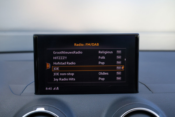 Audi Q2 30 TFSI S Edition | BTW | S-LINE | STOELVERWARMING | ACC | PDC V+A |
