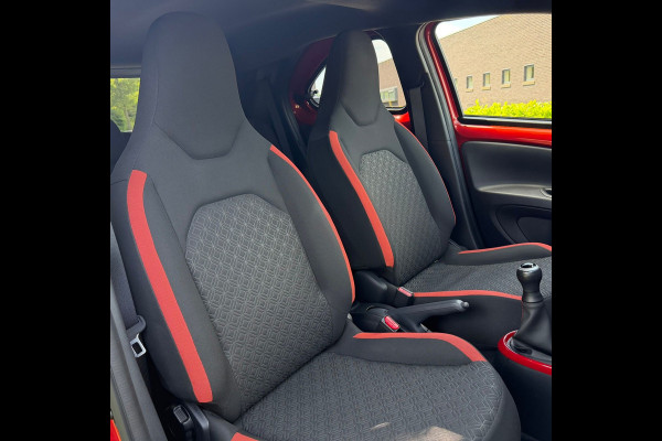 Toyota Aygo X 1.0 VVT-i MT Envy