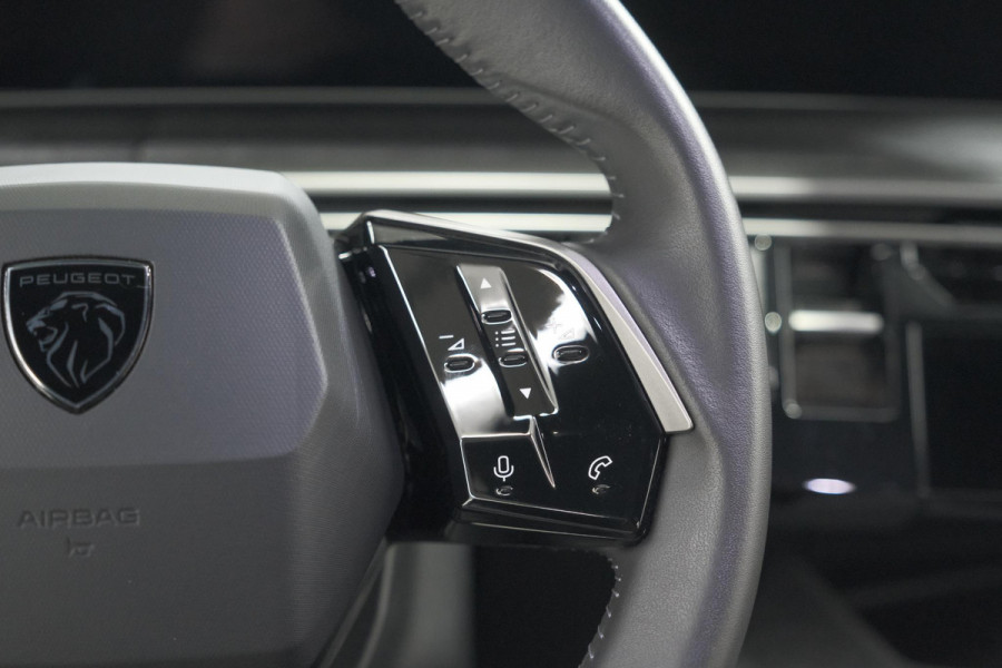 Peugeot 5008 1.2 Hybrid 136 Allure 7p | 7 Zitplaatsen | Camera | Stoelverwarming | Navigatie