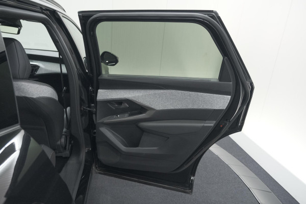 Peugeot 5008 1.2 Hybrid 136 Allure 7p | 7 Zitplaatsen | Camera | Stoelverwarming | Navigatie