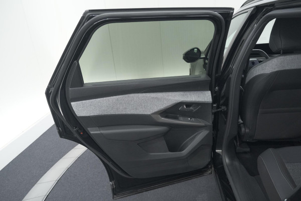 Peugeot 5008 1.2 Hybrid 136 Allure 7p | 7 Zitplaatsen | Camera | Stoelverwarming | Navigatie