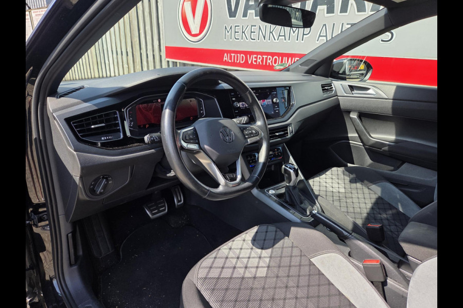Volkswagen Taigo 1.5 TSI R-Line Business 18"/Trekhaak/IQ Light/Adaptieve cruise/Stoelverwarming/Camera/PDC v+a/Apple Carplay & Android Auto