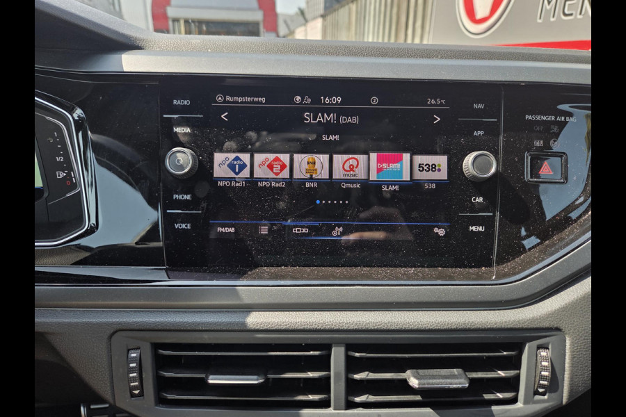 Volkswagen Taigo 1.5 TSI R-Line Business 18"/Trekhaak/IQ Light/Adaptieve cruise/Stoelverwarming/Camera/PDC v+a/Apple Carplay & Android Auto