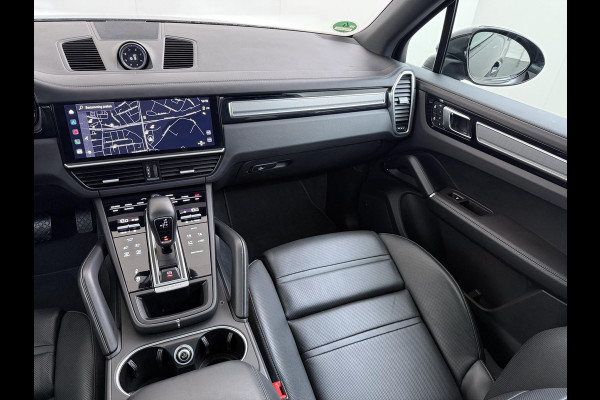 Porsche Cayenne 3.0 E-Hybrid Platinum Edition VAN: 77.900,- VOOR: 72.440,- UW WKVOORDEEL: 5.460,- | MEM. SEATS | Luchtvering | pano | stoelverwarming + verkoeling | 360 camera | Bose | sportchrono | mega knappe auto! | incl 12 mnd Bovag garantie |