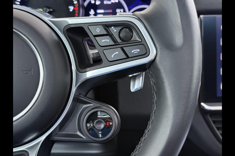 Porsche Cayenne 3.0 E-Hybrid Platinum Edition VAN: 77.900,- VOOR: 72.440,- UW WKVOORDEEL: 5.460,- | MEM. SEATS | Luchtvering | pano | stoelverwarming + verkoeling | 360 camera | Bose | sportchrono | mega knappe auto! | incl 12 mnd Bovag garantie |