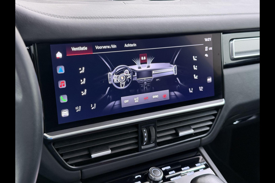 Porsche Cayenne 3.0 E-Hybrid Platinum Edition VAN: 77.900,- VOOR: 72.440,- UW WKVOORDEEL: 5.460,- | MEM. SEATS | Luchtvering | pano | stoelverwarming + verkoeling | 360 camera | Bose | sportchrono | mega knappe auto! | incl 12 mnd Bovag garantie |