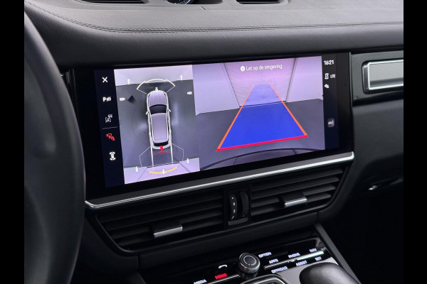 Porsche Cayenne 3.0 E-Hybrid Platinum Edition VAN: 77.900,- VOOR: 72.440,- UW WKVOORDEEL: 5.460,- | MEM. SEATS | Luchtvering | pano | stoelverwarming + verkoeling | 360 camera | Bose | sportchrono | mega knappe auto! | incl 12 mnd Bovag garantie |