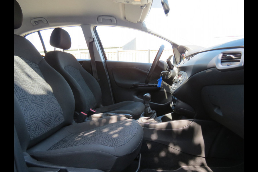 Opel Corsa 1.4 Favourite 90PK 5-DEURS | AIRCO | CRUISE CONTROL |