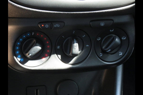 Opel Corsa 1.4 Favourite 90PK 5-DEURS | AIRCO | CRUISE CONTROL |