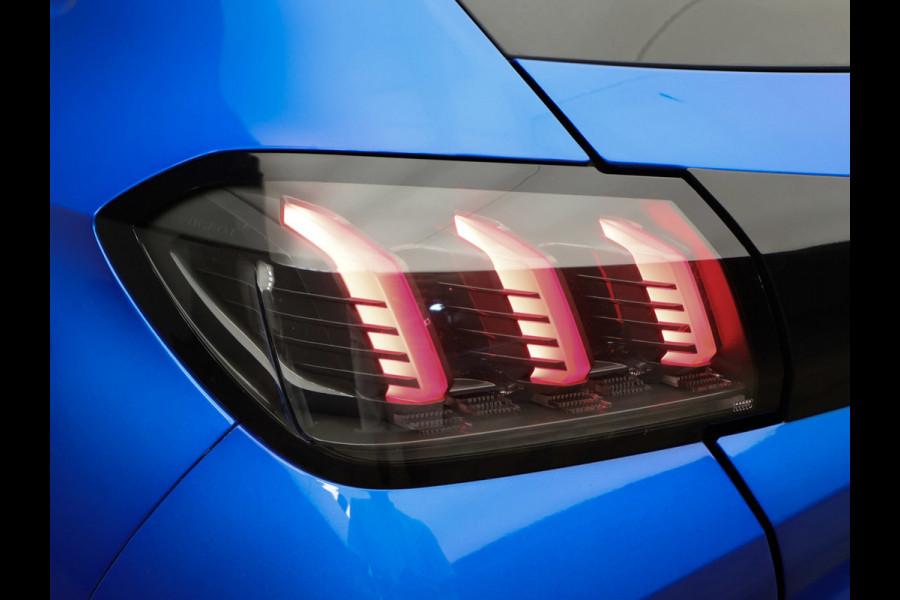Peugeot e-208 EV Allure 50 kWh Sport (APPLE CARPLAY,NAVI,CAMERA,SFEERVERLICHTING,LED,CLIMATE,CRUISE,GETINT,SPORTSTOELEN,LM VELGEN)