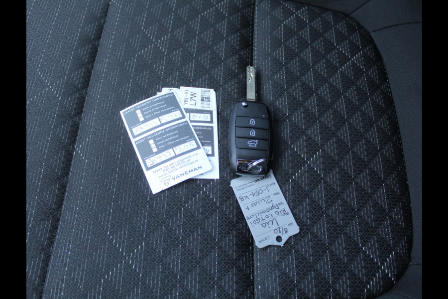 Kia Rio 1.0 TGDI DynamicLine AIRCO | CAMERA | CARPLAY | CRUISE | DAB | NAVI | PDCA | LMV15 | ISOFIX