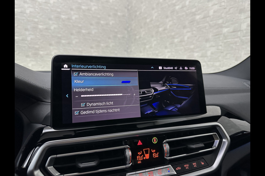 BMW iX3 M-Sport | Sophisto Grey! | Panorama | ACC | Leder | Memory | El. Trekhaak 97.6% SOH | Sfeerverlichting | 3-Zone Clima | Carplay | LED | Btw auto, 35400,= ex. | Rijklaar incl. Bovag garantie!