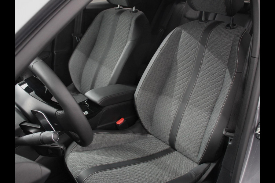 Peugeot 2008 1.2 PureTech 130pk Automaat Allure Navigatie Climate Control Camera 360 Dab Led Lichtmetalen Velgen Parkeer sensoren Cruise Control Adaptive Stoelverwarming
