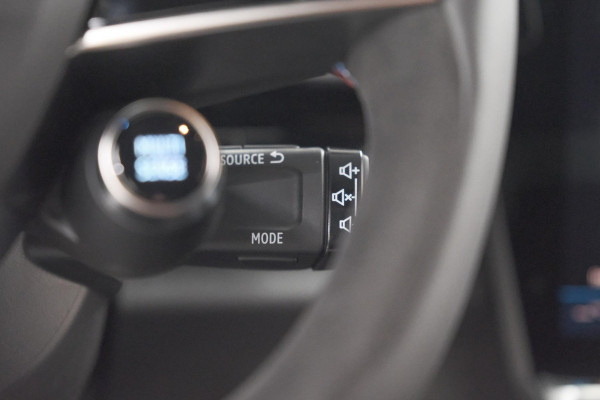 Renault Austral 1.2 E-Tech full hybrid 200 Esprit Alpine | 360 Camera | Adaptieve Cruise Control | Matrix Koplampen | Elektrische Kofferklep
