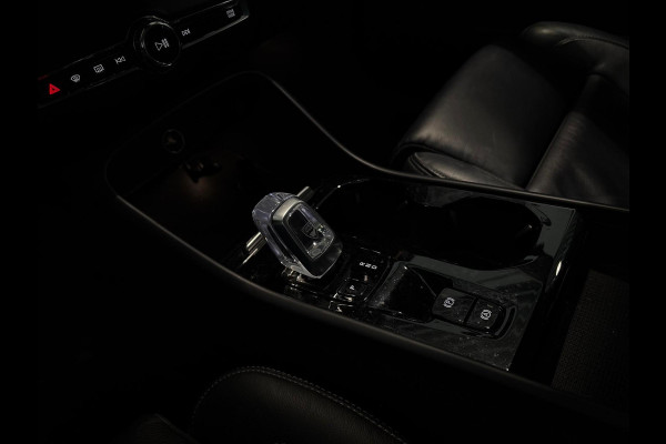 Volvo XC40 T4 Aut. Plug-in Hybrid Inscription Leder 360camera 211pk