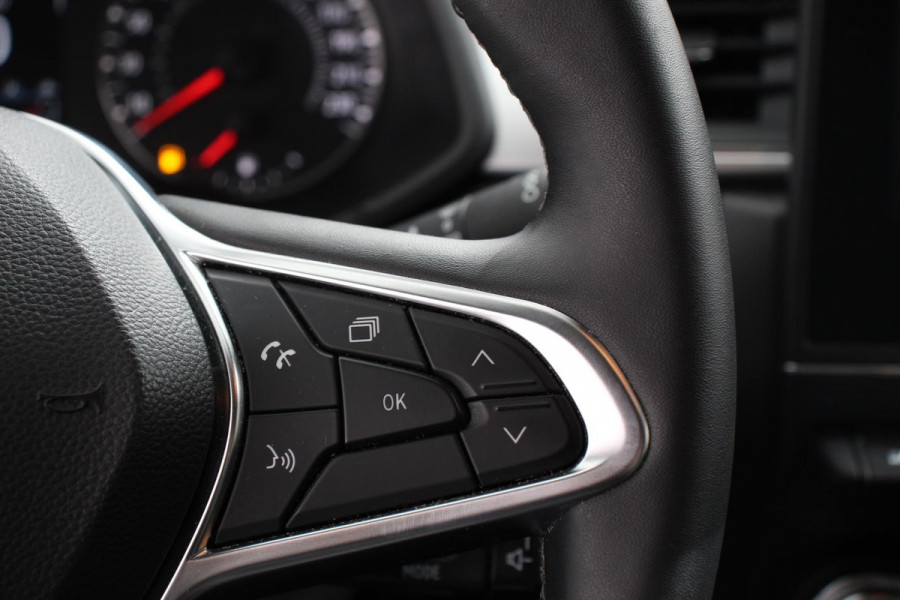Renault Captur 1.0 TCe 100 Zen Navigatie Cruise Control Lane Assist Stoelverwarming Parkeersensoren Spiegel Pakket