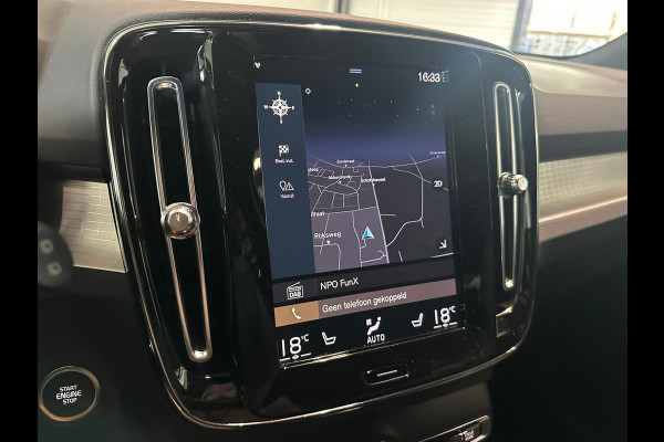 Volvo XC40 T5 Aut. Plug-in Hybrid Plus Bright Stoelverwarming Parkeercamera 262pk
