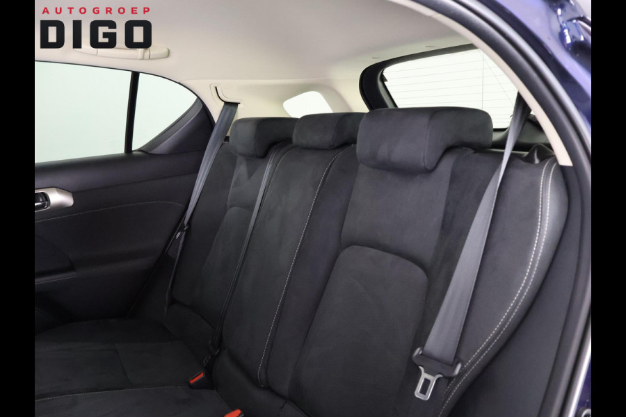 Lexus CT 200h Ultimate Edition | Apple Carplay & AndroidAUTO | Adapt.Cruise Control | Navigatiesysteem |