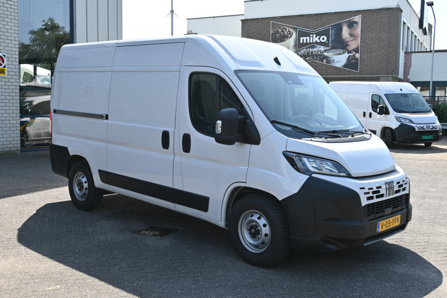 Fiat Ducato L2H2 2.2 MultiJet 140 pk 3.5t Camera, Cruise control, 270 Graden deuren