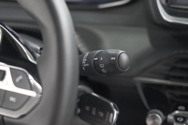 Peugeot 208 1.2 Hybrid 110 e-DSC6 Allure | IJSKOUDE Climate Control | Apple Carplay | Parkeersensoren