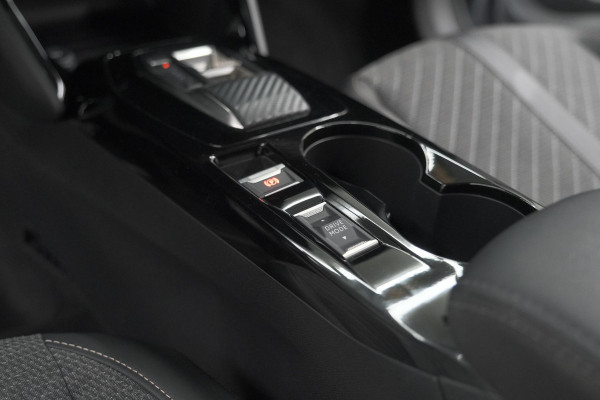 Peugeot 208 1.2 Hybrid 110 e-DSC6 Allure | IJSKOUDE Climate Control | Apple Carplay | Parkeersensoren