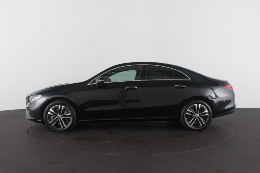 Mercedes-Benz CLA-Klasse 250 e Star Edition > Keyless/Camera/Cruise control adaptief/Stoelverwarming...