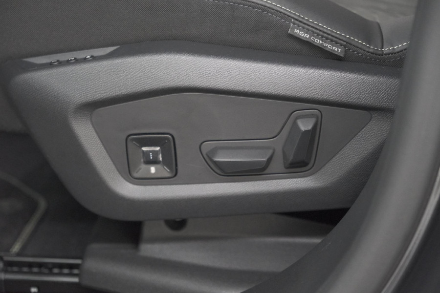 Peugeot 3008 1.2 Hybrid 136 GT | 360 Camera | Adaptieve Cruise Control | Stoelen Pakket | Elektrische Kofferklep