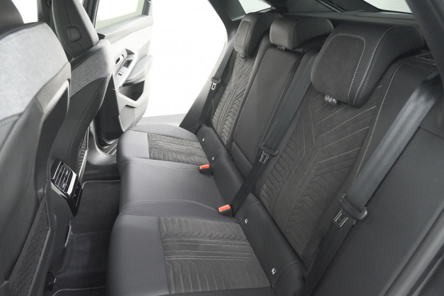 Peugeot 3008 1.2 Hybrid 136 GT | 360 Camera | Adaptieve Cruise Control | Stoelen Pakket | Elektrische Kofferklep