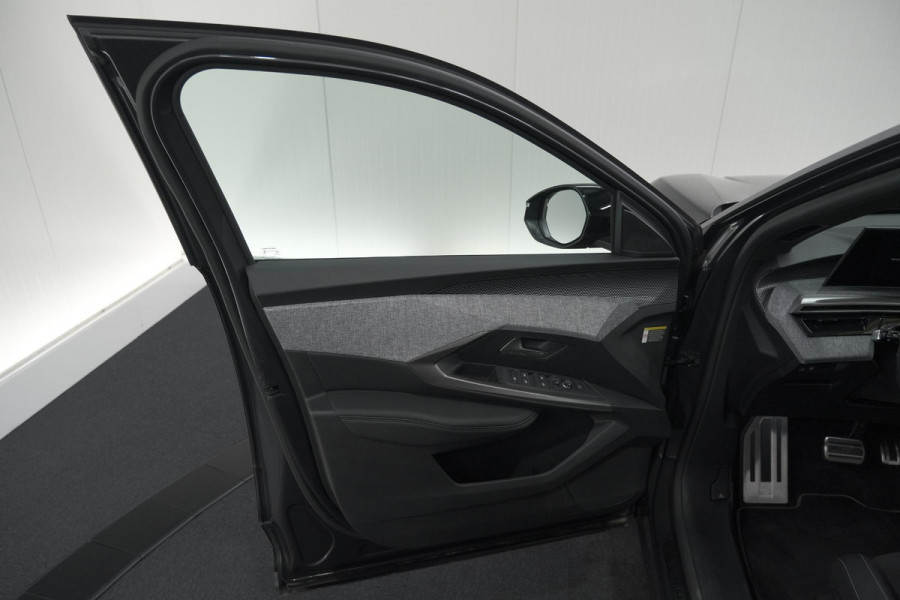 Peugeot 3008 1.2 Hybrid 136 GT | 360 Camera | Adaptieve Cruise Control | Stoelen Pakket | Elektrische Kofferklep