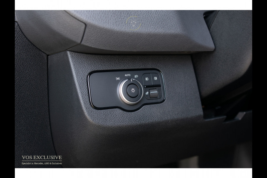 Mercedes-Benz Sprinter 317 CDI L2H2 Facelift|Pro|LED-verlichting|Cruise|MBUX|Camera|Betimmering|Verw-stoelen|New Service