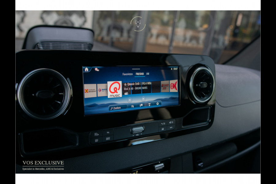 Mercedes-Benz Sprinter 317 CDI L2H2 Facelift|Pro|LED-verlichting|Cruise|MBUX|Camera|Betimmering|Verw-stoelen|New Service