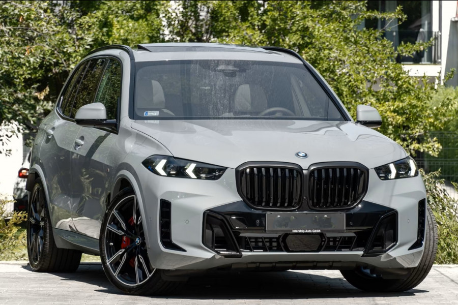 BMW X5 xDrive50e M-SPORT Pro ** LED, GRAU LEDER, NAVI+, PANORAMA, TREKH, 22-invh LMV, LUCHT ** Ex BMW - UNFALLFREI ** ** INFORMEER OOK NAAR ONZE AANTREKKELIJKE FINANCIAL-LEASE TARIEVEN **
