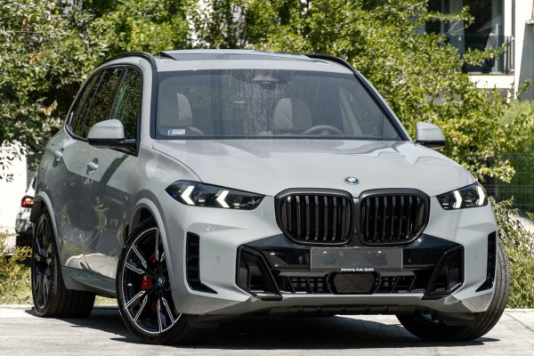 BMW X5 xDrive50e M-SPORT Pro ** LED, GRAU LEDER, NAVI+, PANORAMA, TREKH, 22-invh LMV, LUCHT ** Ex BMW - UNFALLFREI ** ** INFORMEER OOK NAAR ONZE AANTREKKELIJKE FINANCIAL-LEASE TARIEVEN **