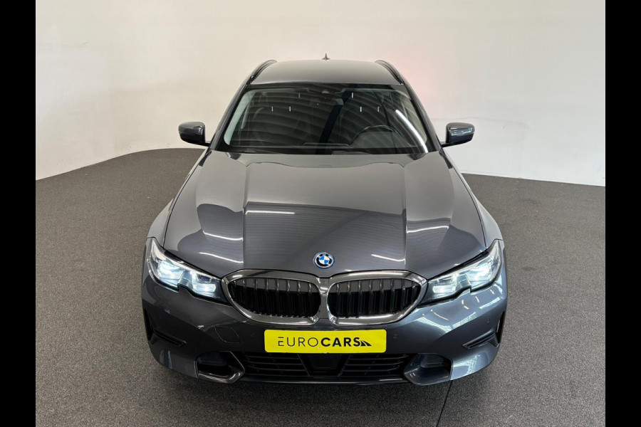BMW 3 Serie Touring 330e Sportline Automaat 292pk Airco Navi Carplay PDC VA Adaptive Cruise Control Stoel/Stuurwielverwarming Full LED BMW HiFi