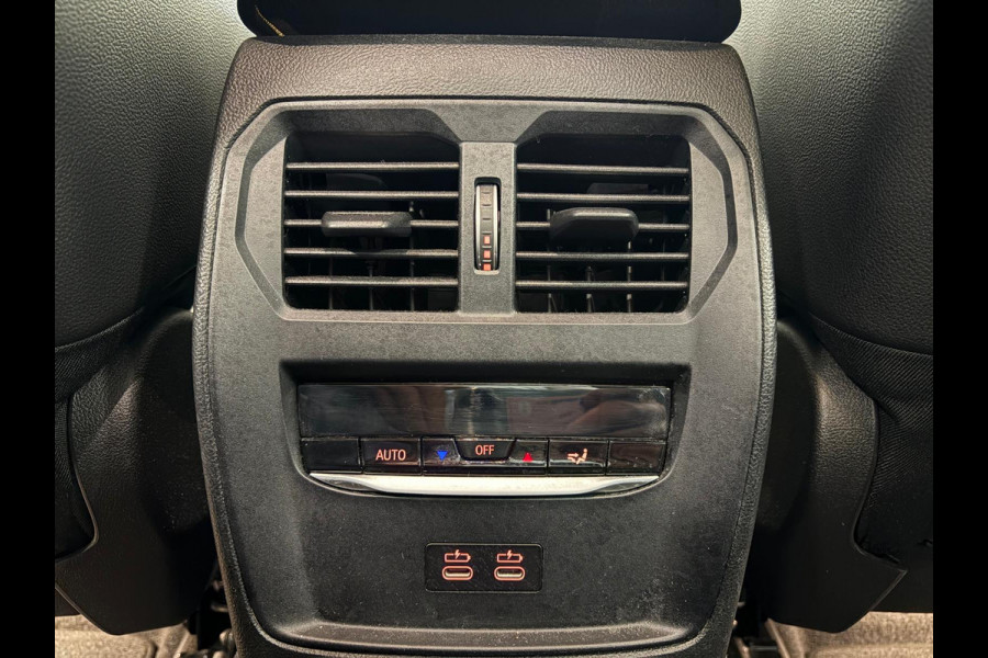 BMW 3 Serie Touring 330e Sportline Automaat 292pk Airco Navi Carplay PDC VA Adaptive Cruise Control Stoel/Stuurwielverwarming Full LED BMW HiFi