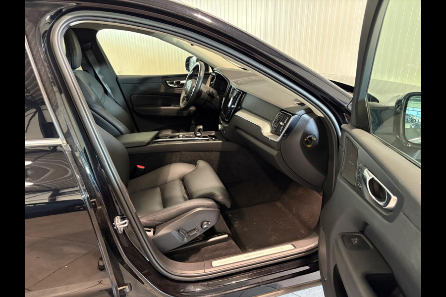 Volvo XC60 T6 Aut. Long Range Ultimate Bright ACC Stoelverwarming Parkeercamera 350pk
