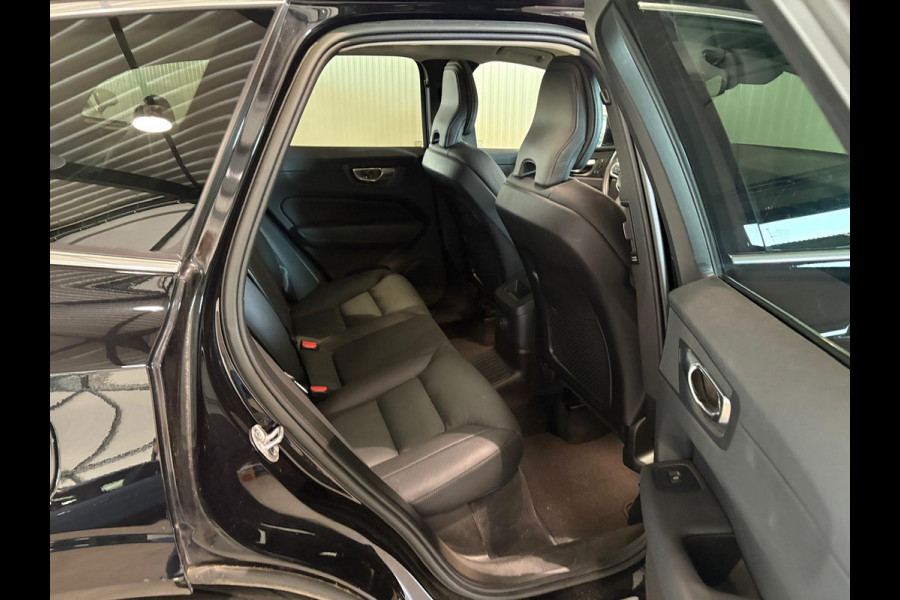 Volvo XC60 T6 Aut. Long Range Ultimate Bright ACC Stoelverwarming Parkeercamera 350pk