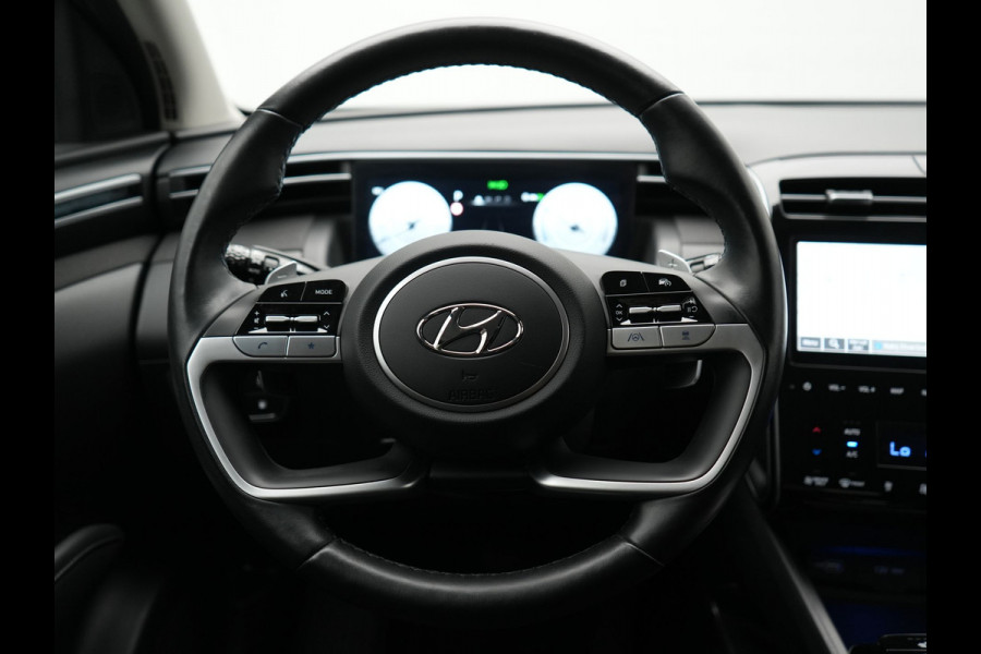 Hyundai Tucson 1.6 T-GDI Comfort 4WD PHEV 265pk | Trekhaak Afn. | Adaptive Cruise | Camera | Krell Audio | Stoelverwarming | Apple Carplay | Virtual | Blis | Stuurverwarming | Navigatie | DAB | 19"L.M | Plug In Hybrid |