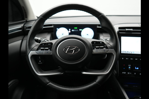 Hyundai Tucson 1.6 T-GDI Comfort 4WD PHEV 265pk | Trekhaak Afn. | Adaptive Cruise | Camera | Krell Audio | Stoelverwarming | Apple Carplay | Virtual | Blis | Stuurverwarming | Navigatie | DAB | 19"L.M | Plug In Hybrid |