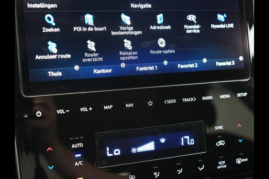 Hyundai Tucson 1.6 T-GDI Comfort 4WD PHEV 265pk | Trekhaak Afn. | Adaptive Cruise | Camera | Krell Audio | Stoelverwarming | Apple Carplay | Virtual | Blis | Stuurverwarming | Navigatie | DAB | 19"L.M | Plug In Hybrid |