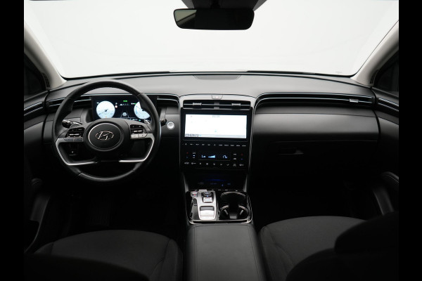 Hyundai Tucson 1.6 T-GDI Comfort 4WD PHEV 265pk | Trekhaak Afn. | Adaptive Cruise | Camera | Krell Audio | Stoelverwarming | Apple Carplay | Virtual | Blis | Stuurverwarming | Navigatie | DAB | 19"L.M | Plug In Hybrid |